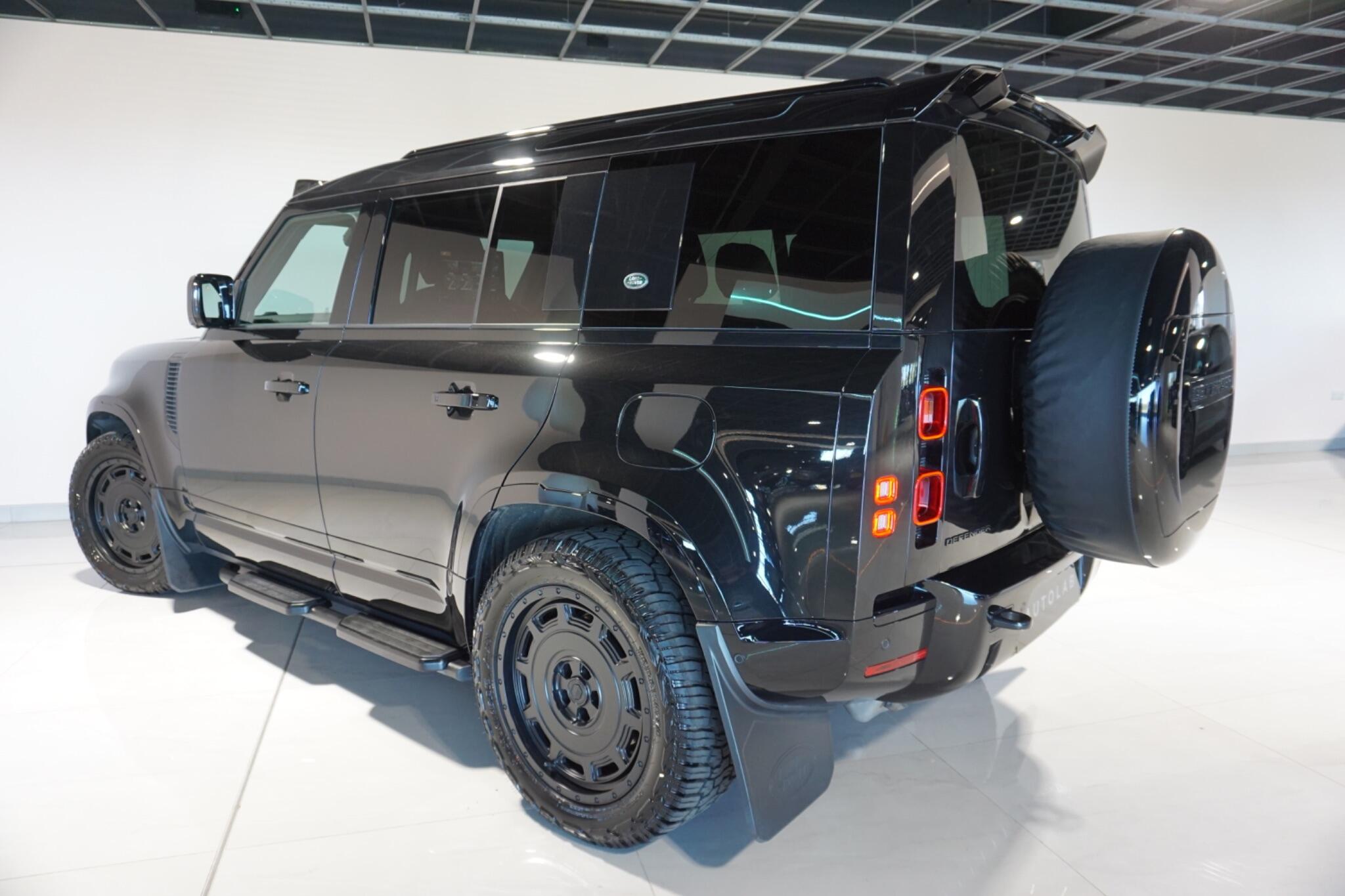 Land Rover Defender 110 2.0 P400e 15.4kWh X-Dynamic S SUV 5dr Petrol Plug-in Hybrid Auto 4WD Euro 6 (s/s) (404 ps)